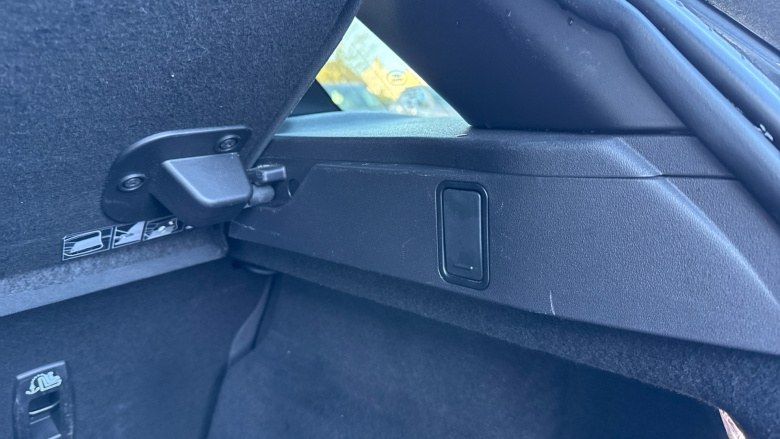 Land Rover Range Rover Evoque 2.0 D180 First Edition 5dr Auto Diesel Hatchback